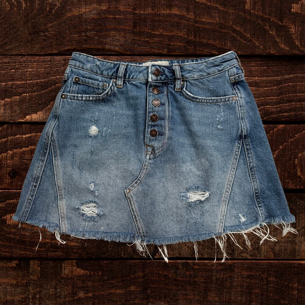 Free People We the Free Breezy Denim Distressed Button Fly Mini Skirt 27 - Picture 2 of 8
